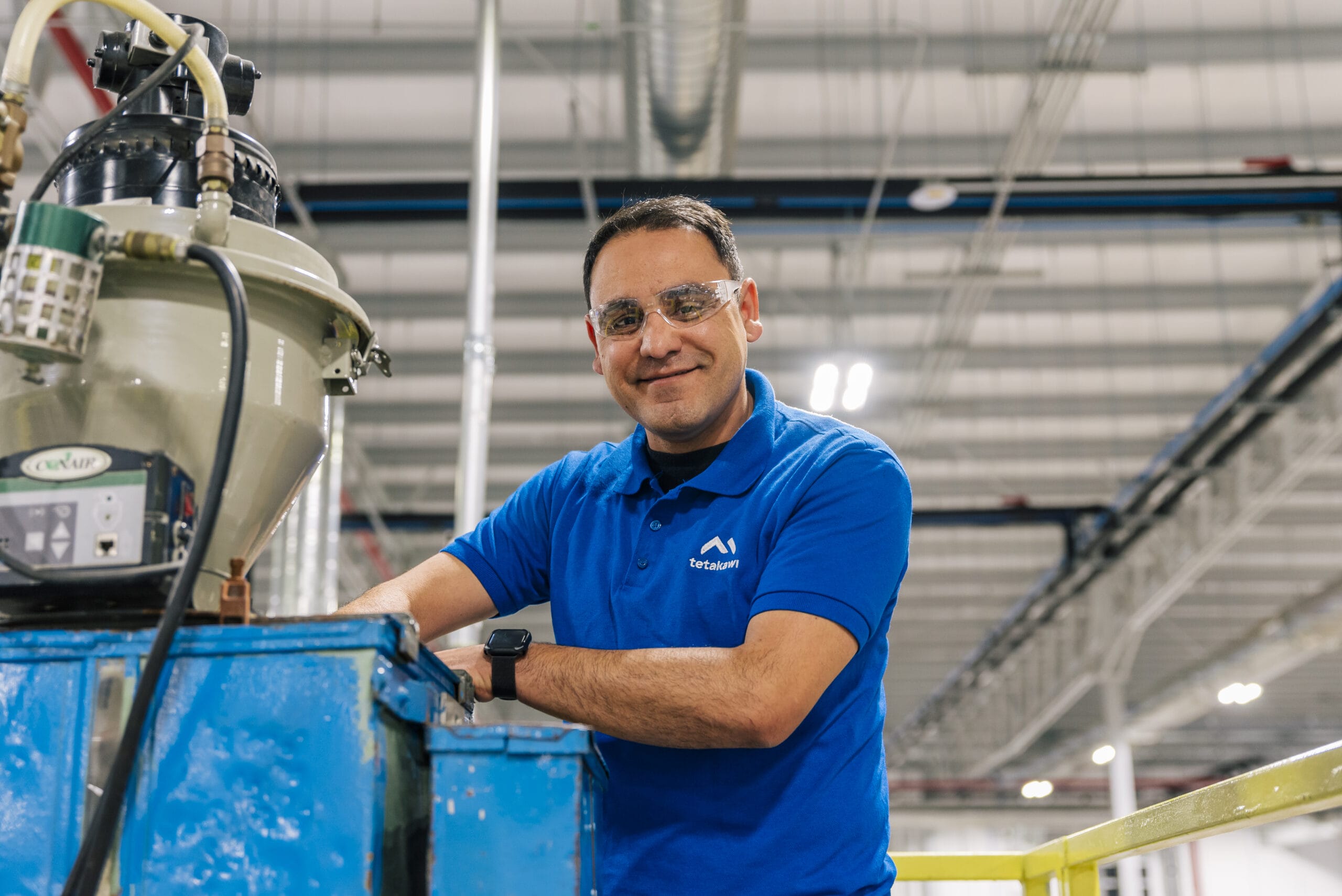 Manufacturing employee at a Tetakawi Manufacturing Campus, representing 2026 manufacturing labor costs in Mexico | Tetakawi
