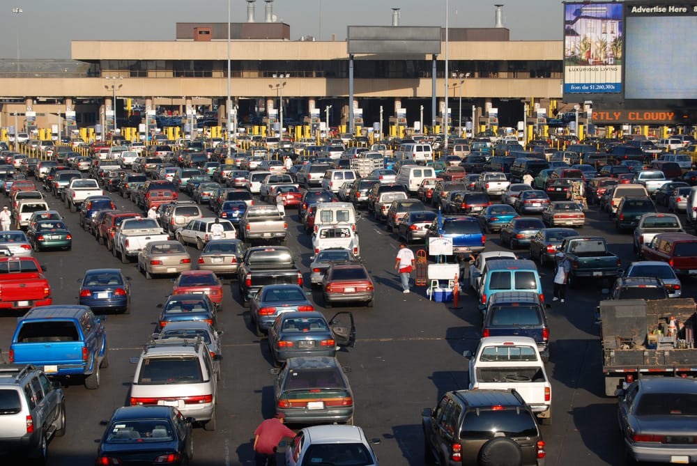 Why manufacturers should look beyond Mexico's border region