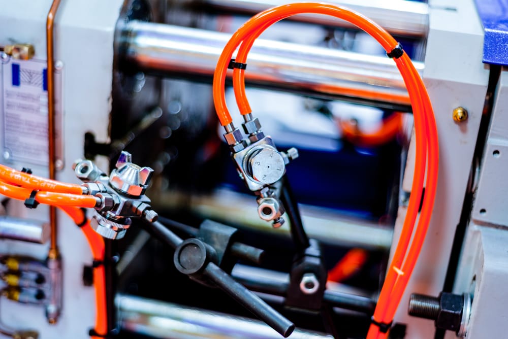 How to set up a plastics manufacturing factory in Mexico